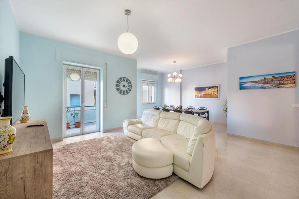 Casa Bella - 3 Baths - Walk To Ortigia Daire Siraküza Dış mekan fotoğraf