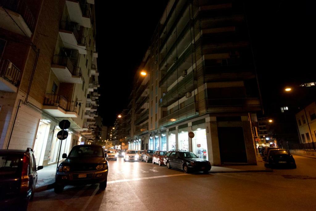 Casa Bella - 3 Baths - Walk To Ortigia Daire Siraküza Dış mekan fotoğraf